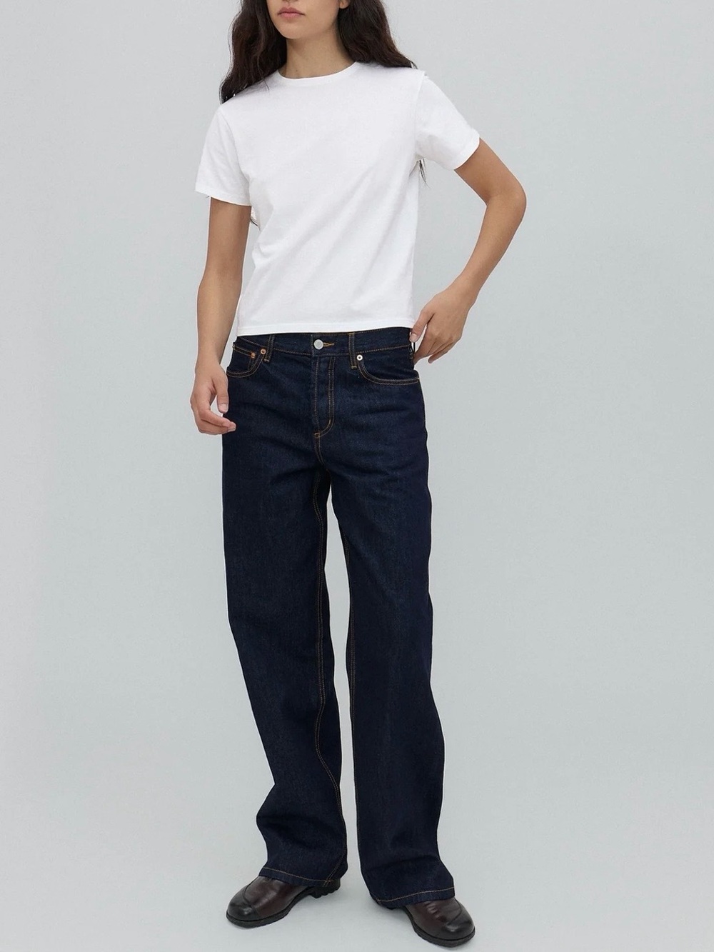 STILL HERE Everyday Jean in Indigo Size 27 Straight Leg Mid Rise Relaxed
